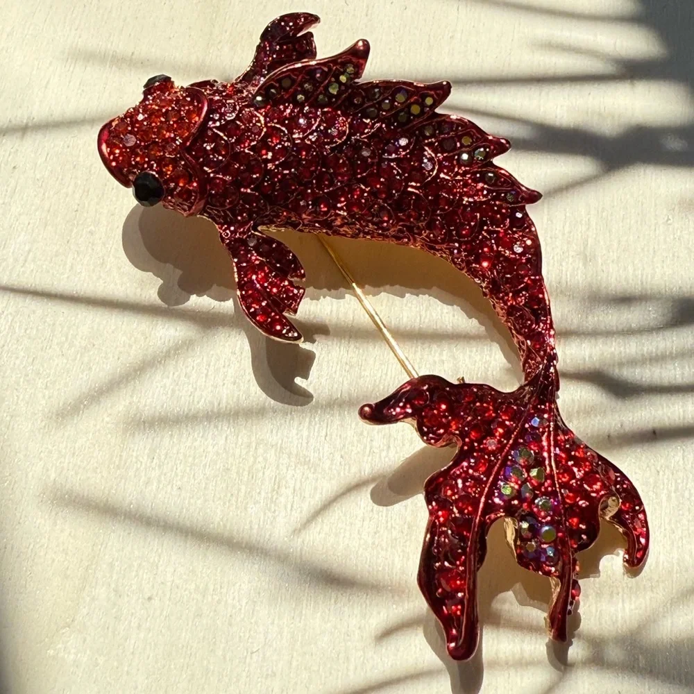 Betsey Johnson Red Crystal Carp Fish Brooch - Picture 12 of 16